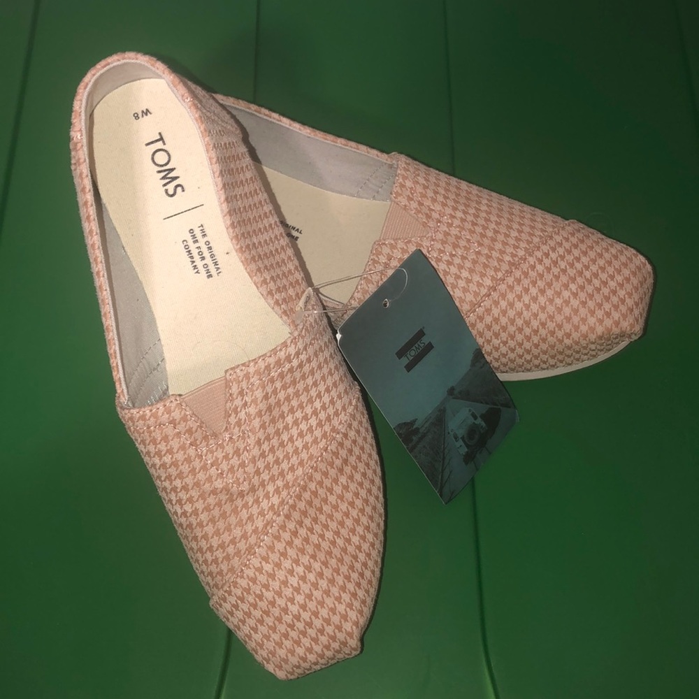 TOMS